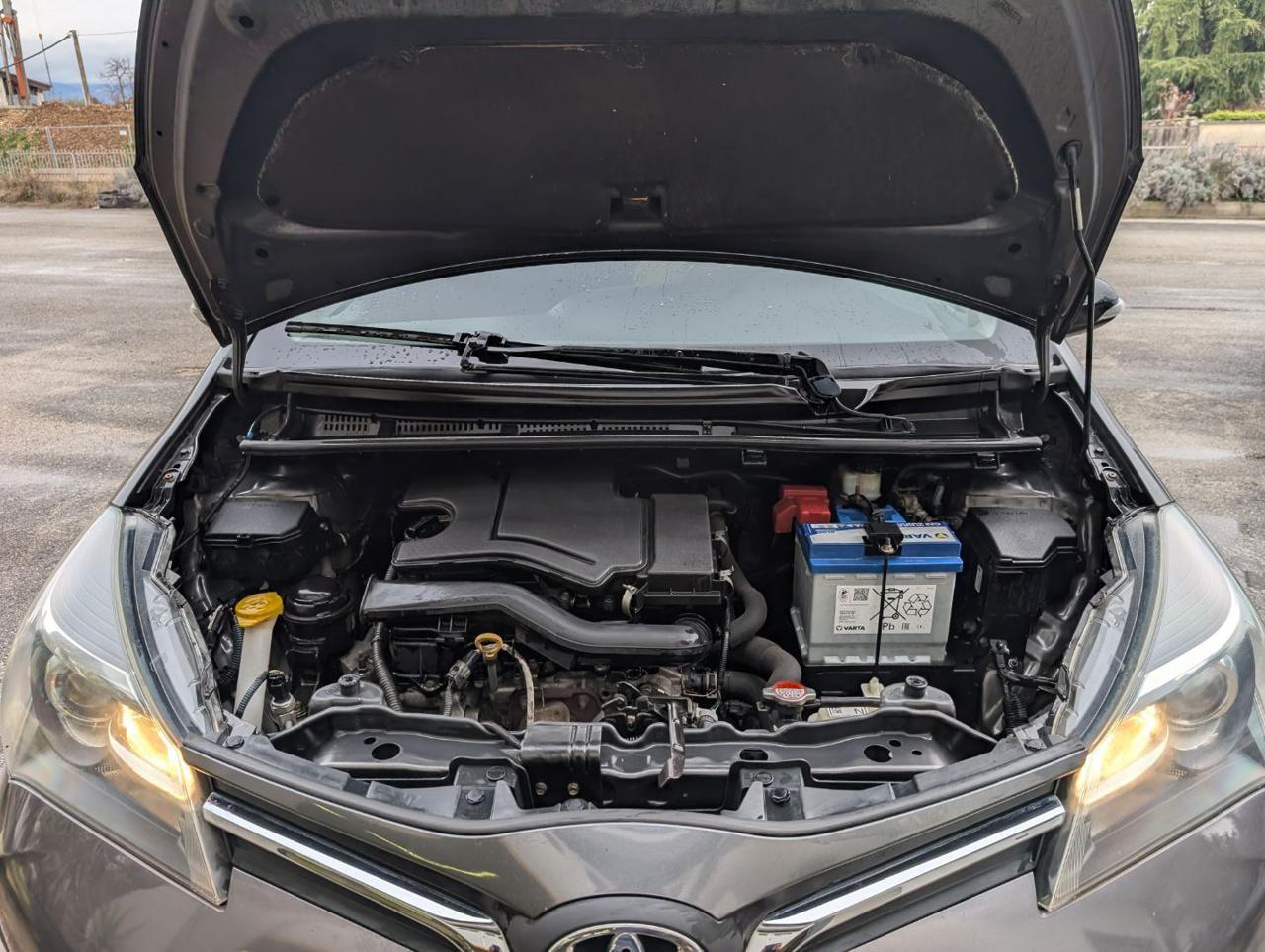 Toyota Yaris 1.0 5 porte Active