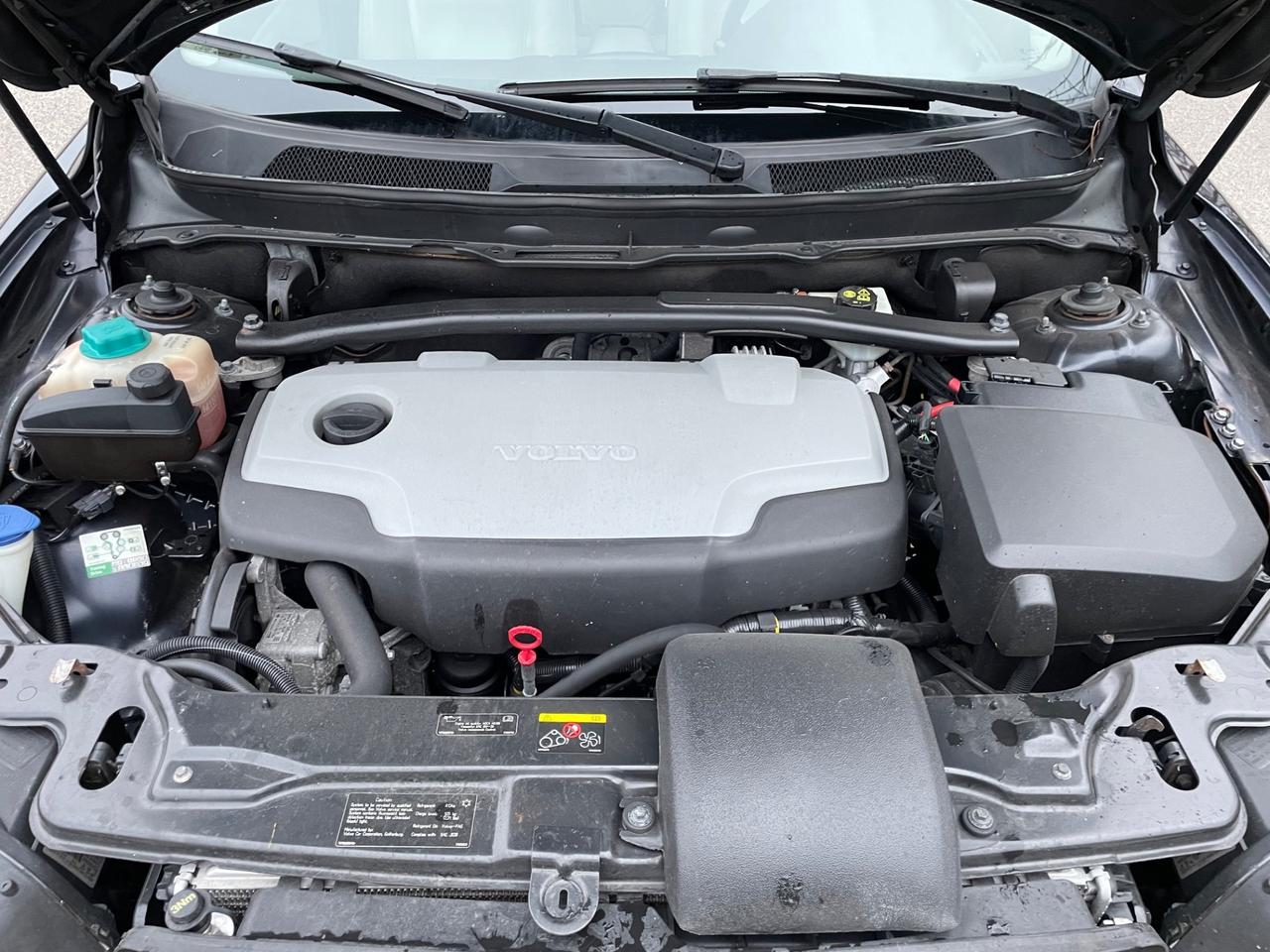 Volvo XC 90 XC90 2.4 D5 185 CV aut. AWD Executive* 7 posti *