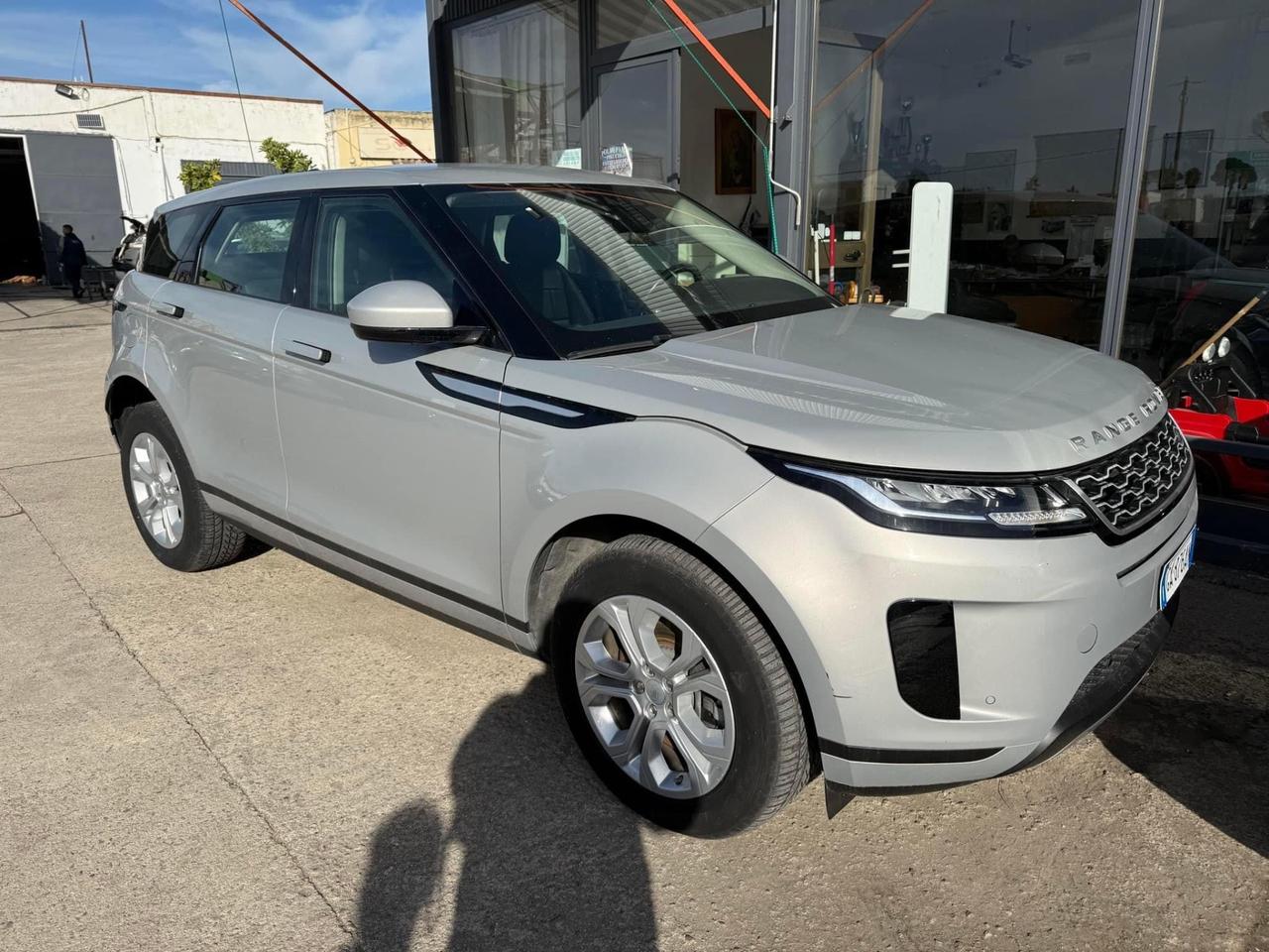 Range Rover Evoque 2.0 150 CV R-Dynamic catena rotta