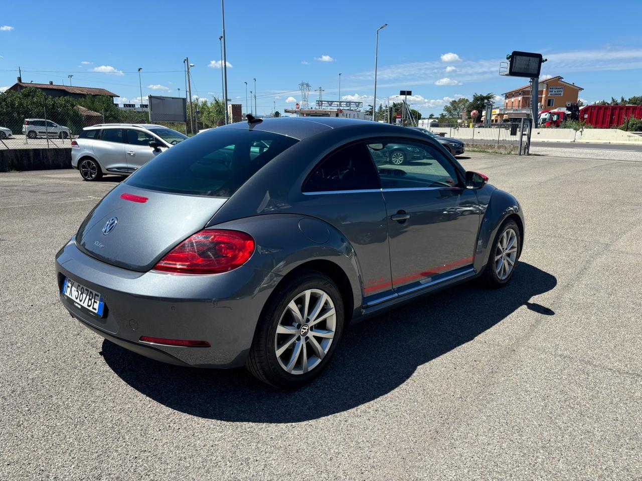 Volkswagen Maggiolino 2.0 TDI Design BlueMotion Technology - 2016