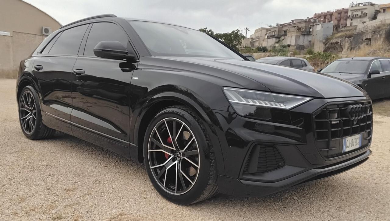 Audi Q8 50 TDI 286 CV quattro tiptronic Sport