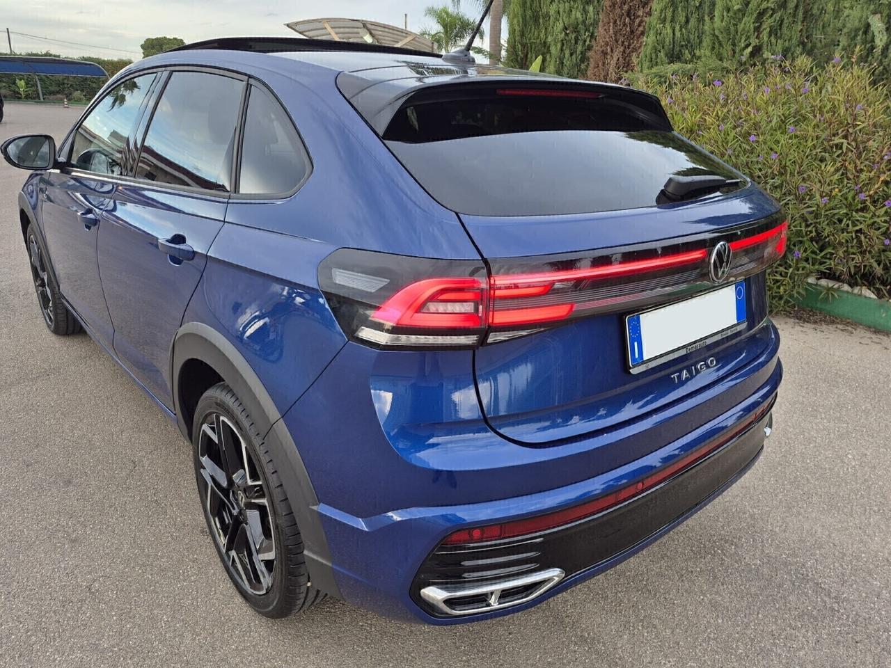 VOLKSWAGEN TAIGO 1000 BENZINA R-LINE 115 Cv CAMBIO AUTOMATICO-2025