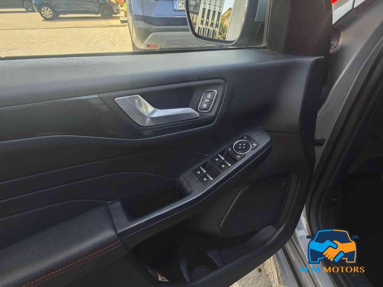 Ford Kuga 2.5 Full Hybrid 190 CV CVT 2WD ST-Line