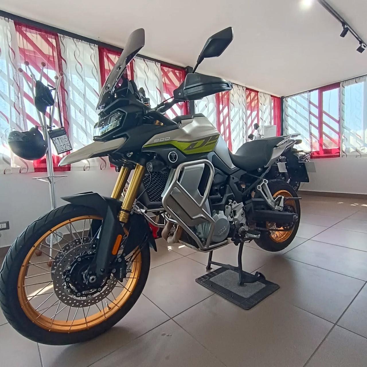 Voge Valico 900 DSX LIME AFF AREE!!