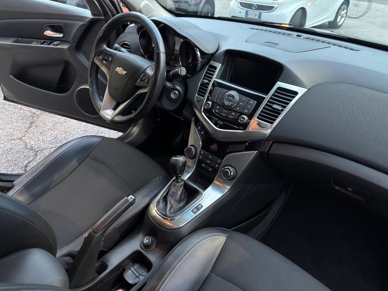 Chevrolet Cruze 1.7 Diesel Station Wagon LTZ