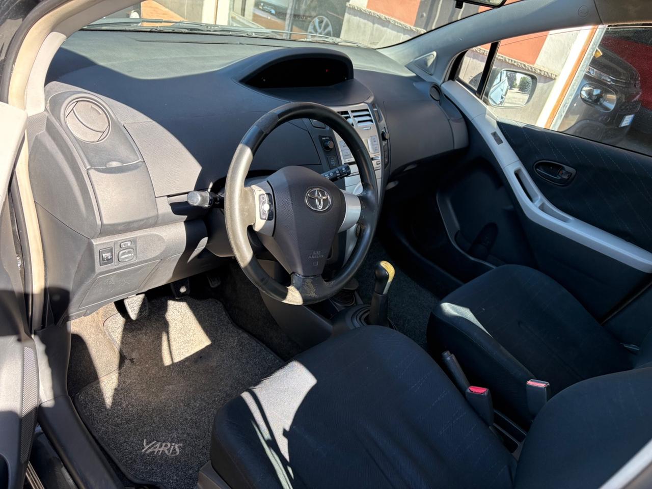 Toyota Yaris 1.4 D-4D 5 porte Sol 2006