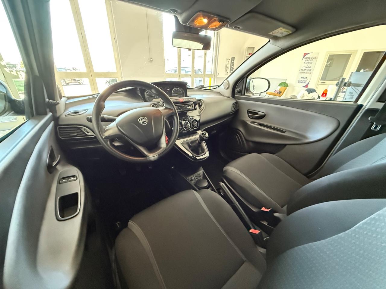 Lancia Ypsilon 1.2 69 CV 5 porte GPL Ecochic GOLD