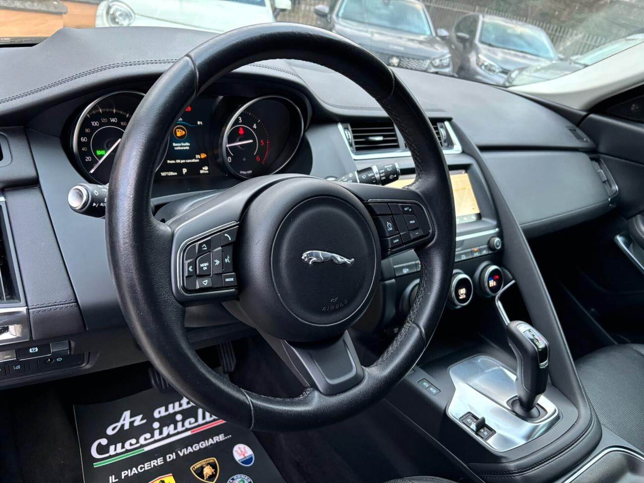 Jaguar E-Pace 2.0D 150 CV AWD R-Dynamic TOTAL BLACK my 20