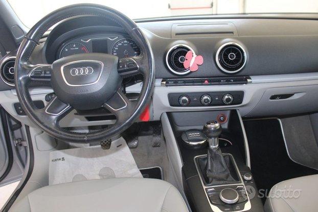 AUDI A3 Cabrio 1.6 TDI diesel Ambition