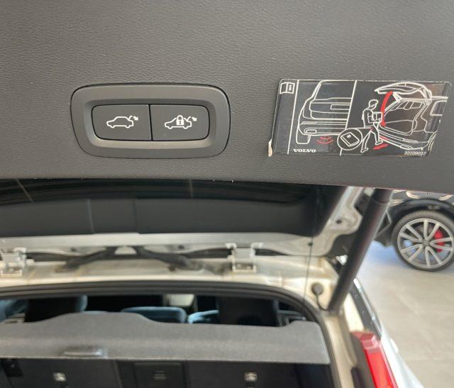 VOLVO XC40 2.0 D4 190 CV Geartronic R-design