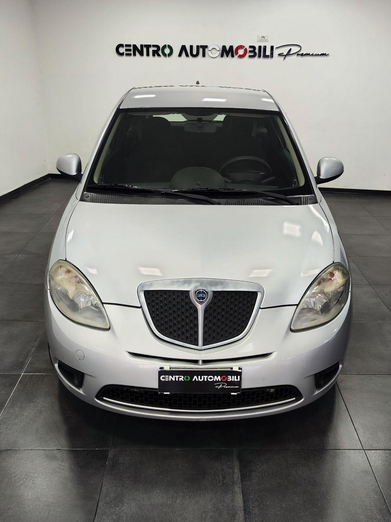 Lancia Ypsilon 1.4 77cv Oro Ecochic GPL