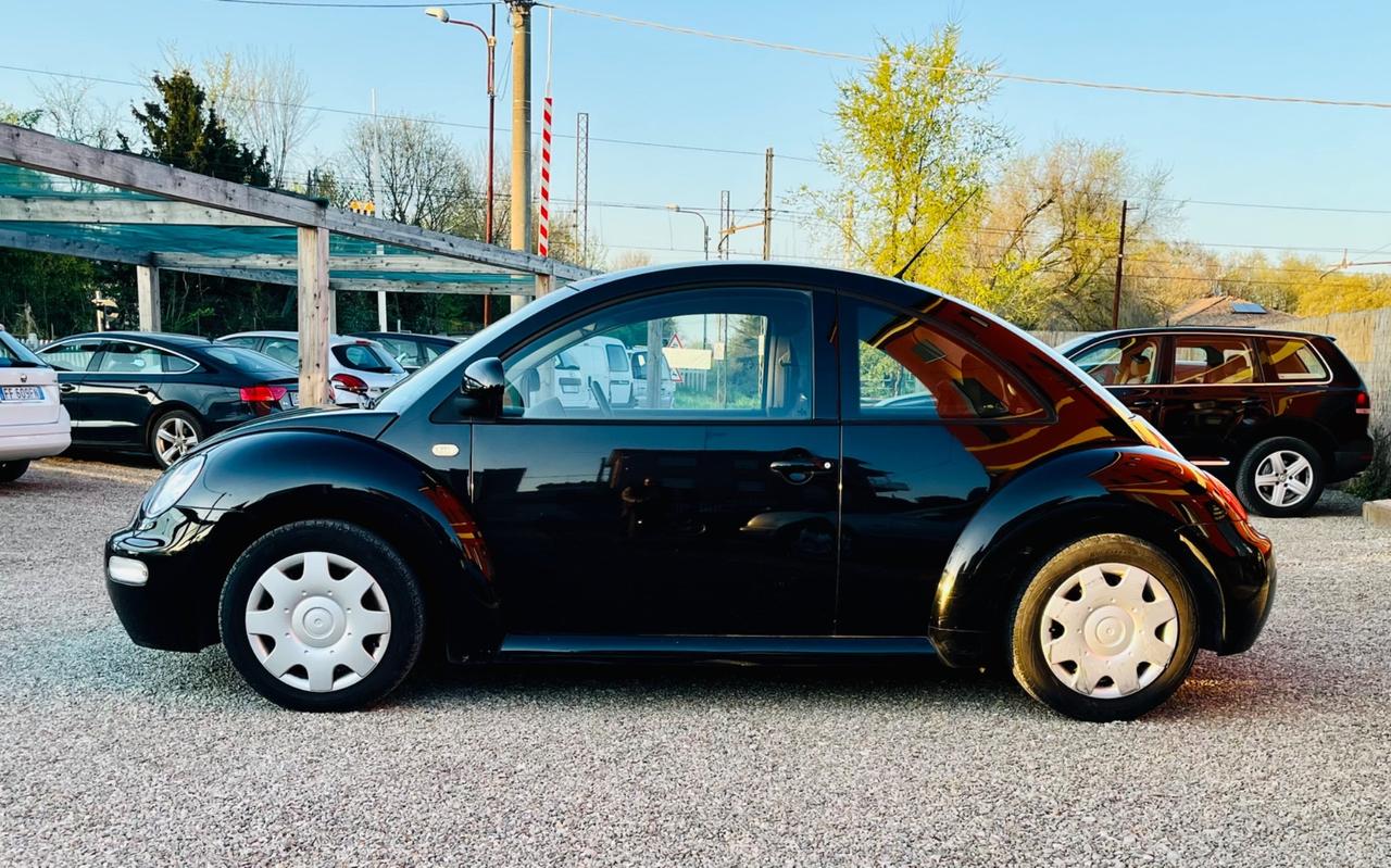 Volkswagen New Beetle 1.6