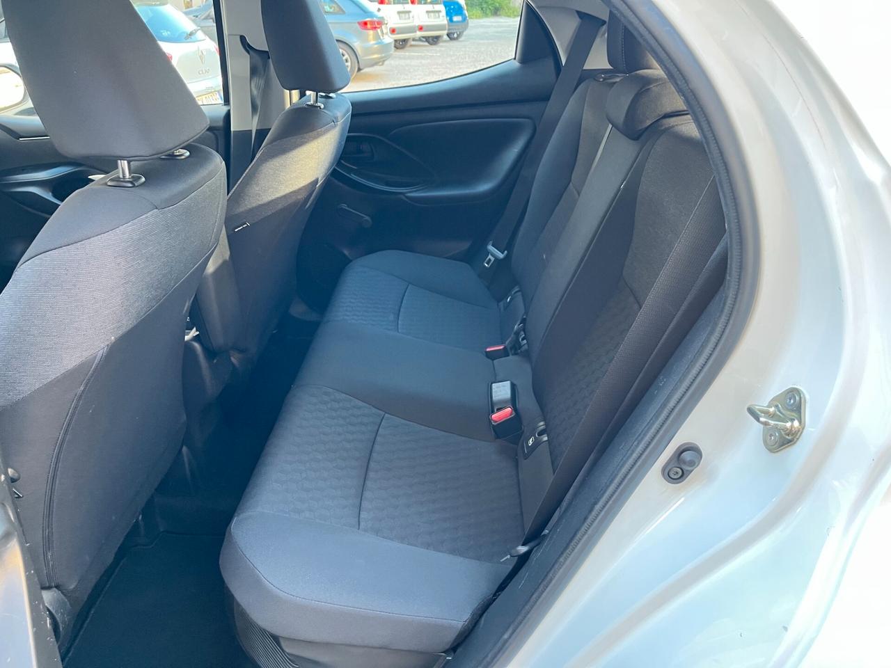 Toyota Yaris 1.5 Hybrid 5 porte Business