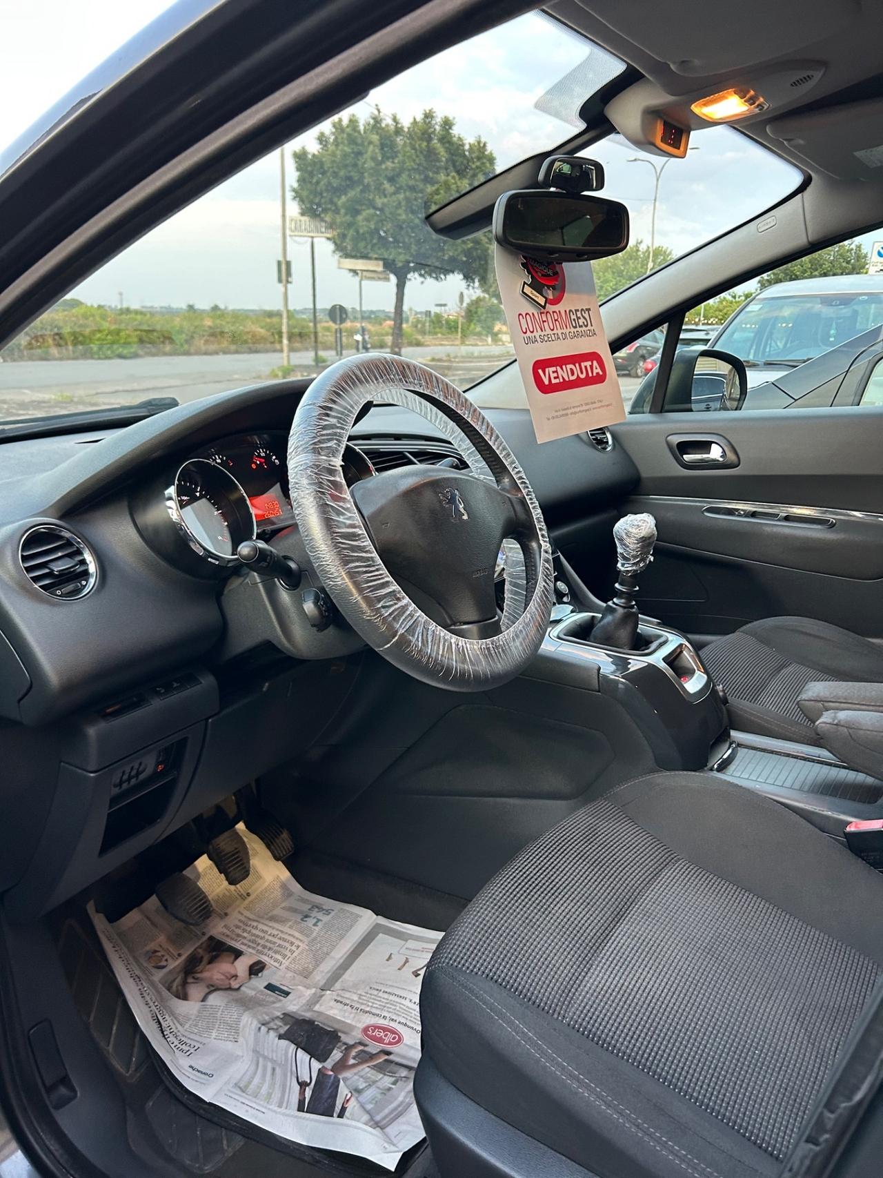 Peugeot 5008 1.6 HDi 110CV Premium