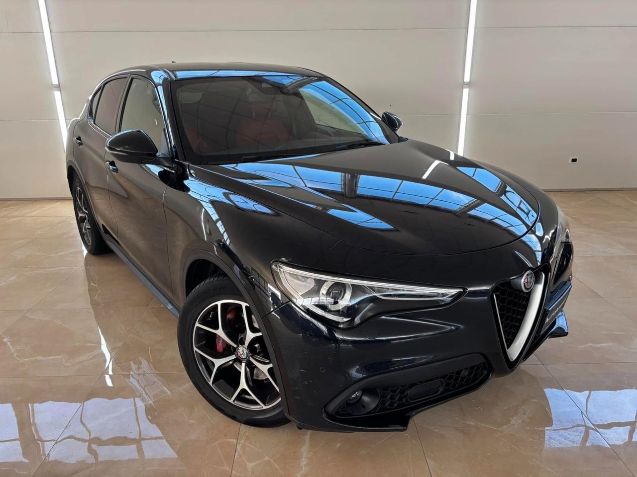 Alfa Romeo Stelvio 2.2 Turbodiesel 150 CV AT8 RWD Super