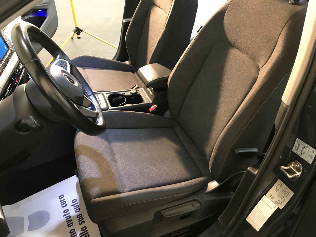 VOLKSWAGEN Golf 1.0 TSI 110CV 5p. Business BMT