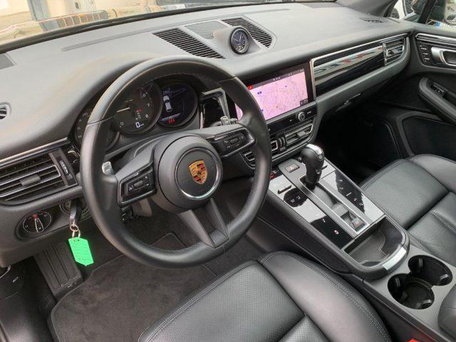 PORSCHE Macan 2.0