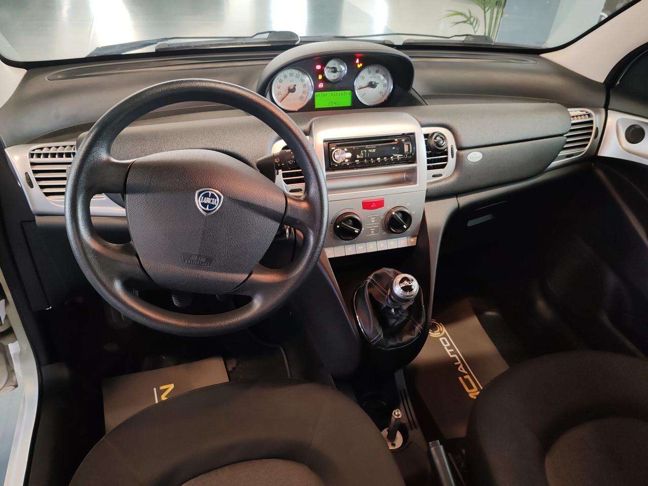 Lancia Ypsilon 1.2 69 CV Gpl
