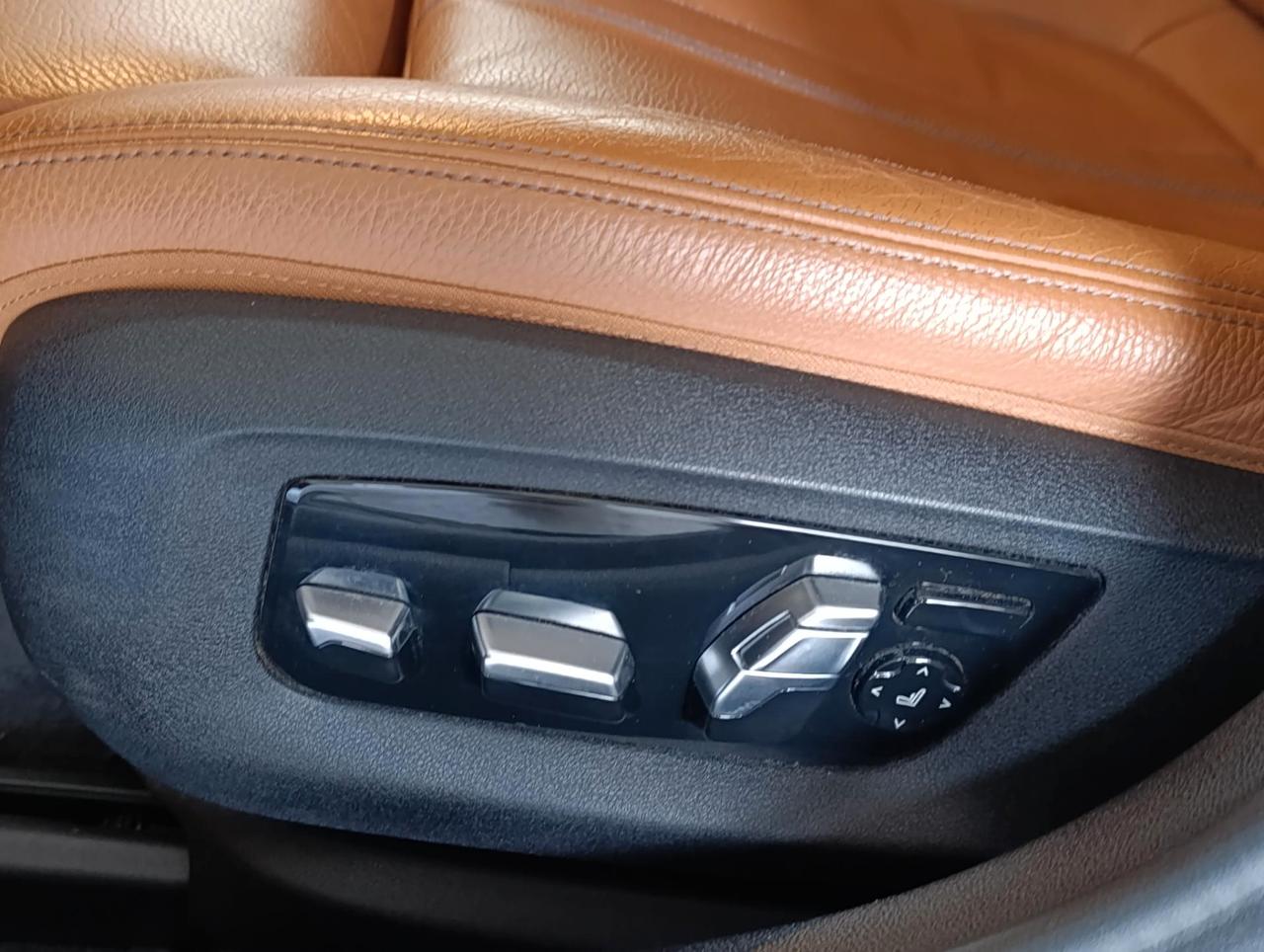 BMW 520 d Touring mhev 48V Luxury auto