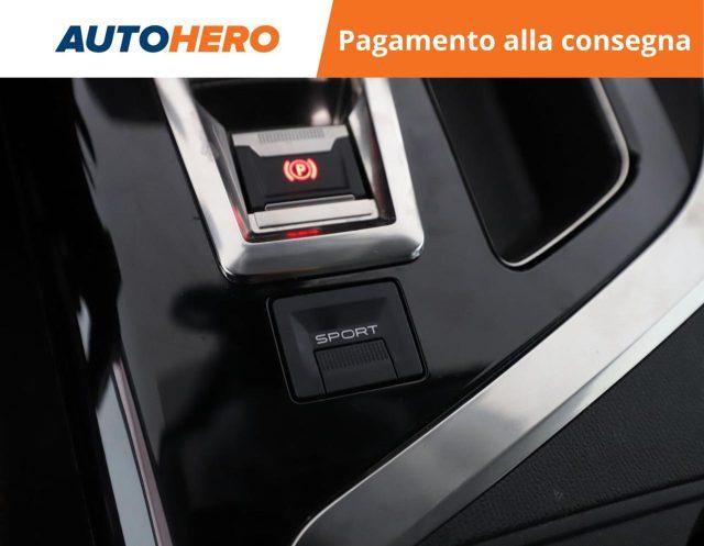 PEUGEOT 3008 BlueHDi 130 S&S EAT8 Business