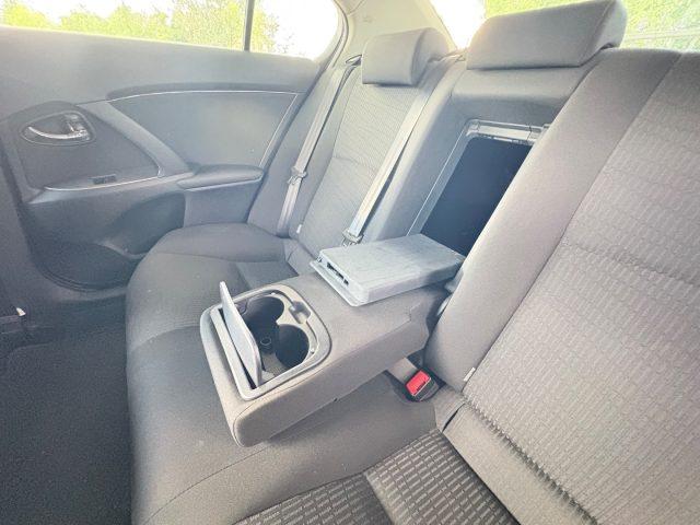TOYOTA Avensis 2.0 D-4D KM E MOTORE ORIGINALI TAGLIANDI CERTIFICA