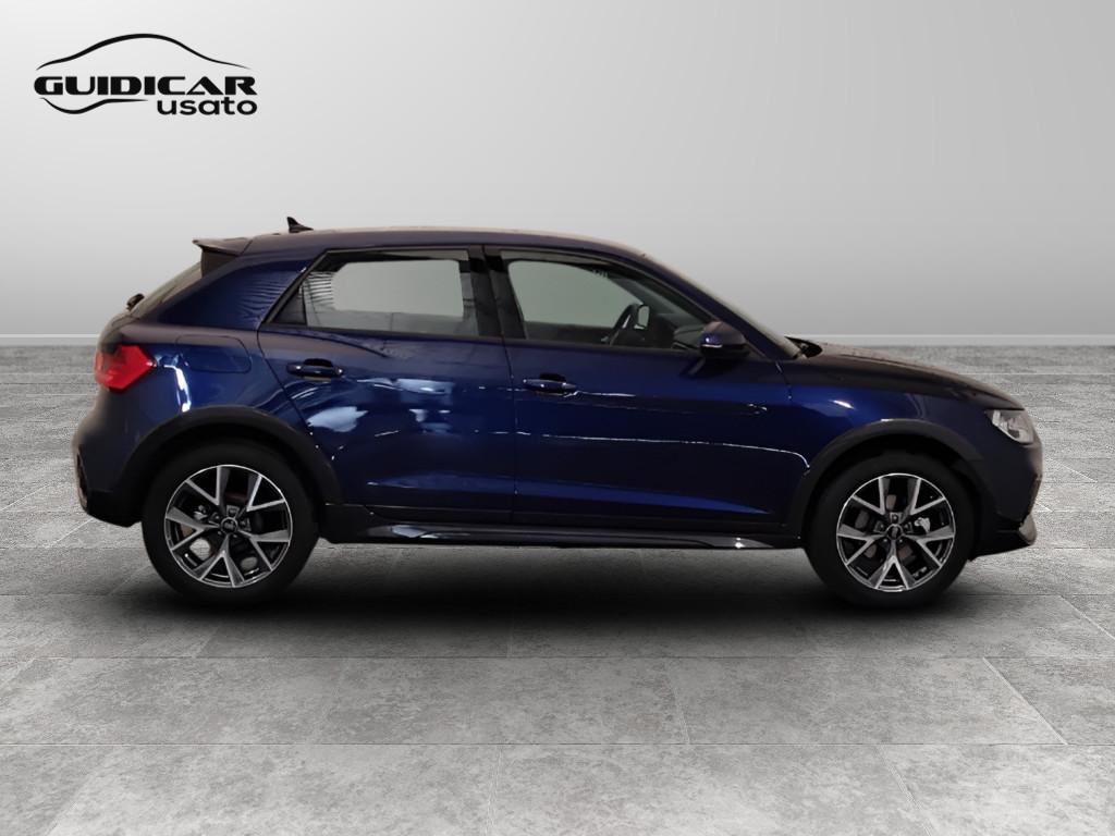 AUDI A1 II 2022 allstreet - A1 allstreet 30 1.0 tfsi Identity Contrast 110cv s tronic