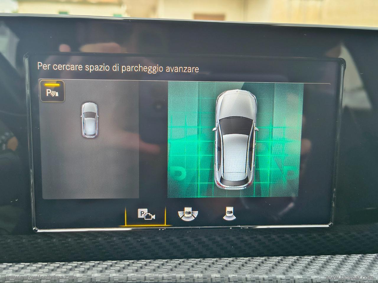 MERCEDES-BENZ A 180 d Automatic Business Extra