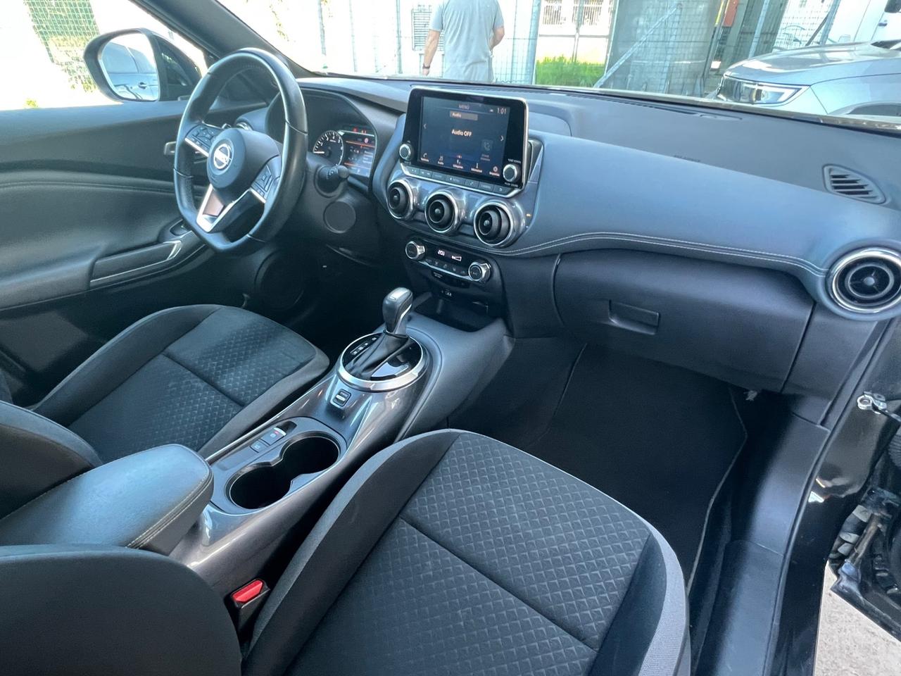Nissan Juke 1.0 DIG-T 114 CV N-Connecta
