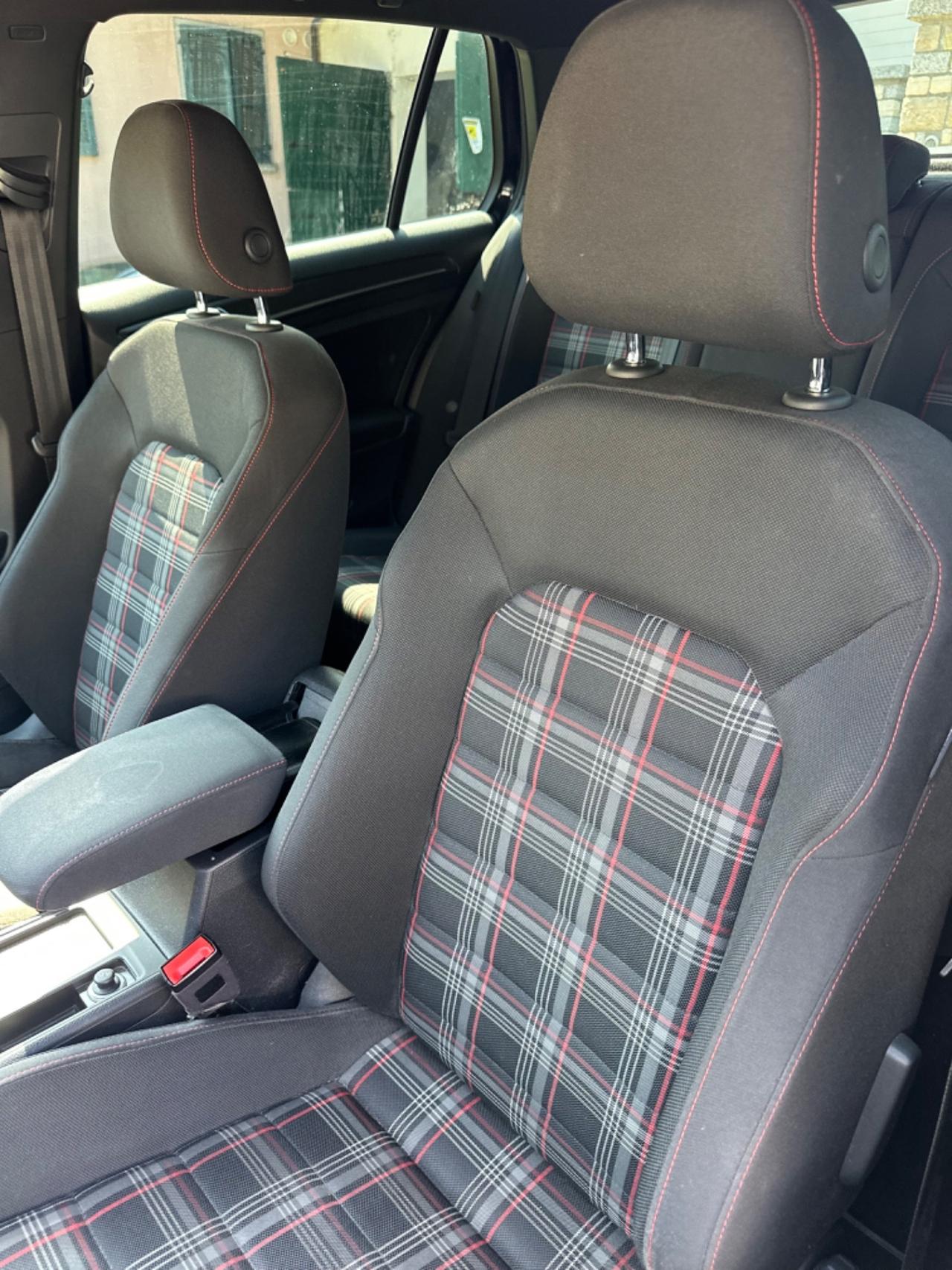 Volkswagen GOLF GTI PERFORMANCE 2.0 245 CV TSI 5P