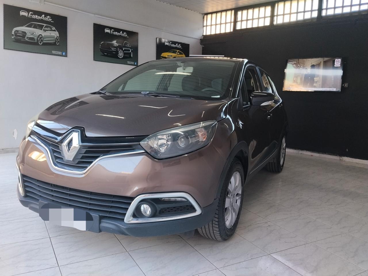 Renault Captur 1.5 diesel 2017 CON GARANZIA