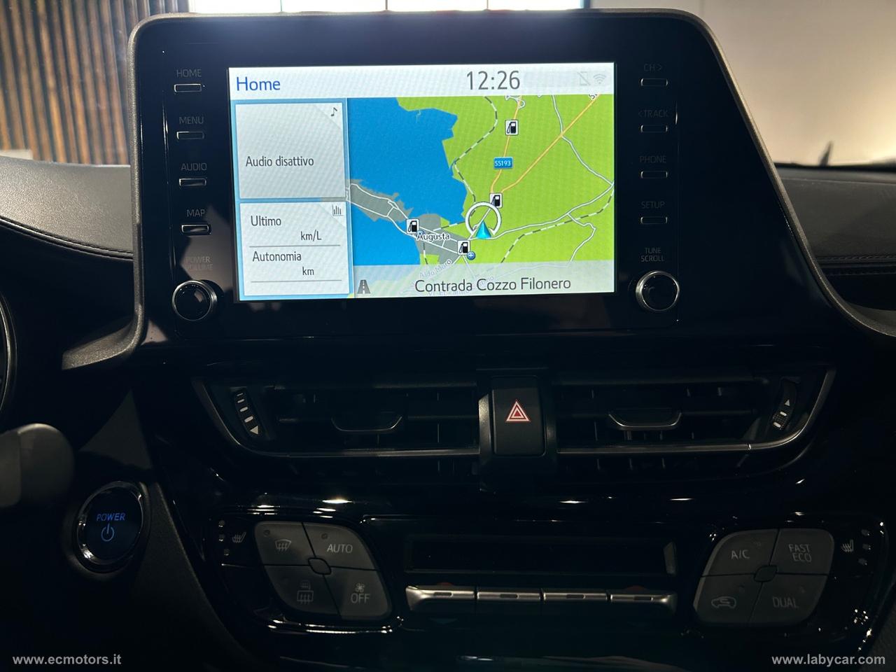 TOYOTA C-HR 1.8 Hybrid E-CVT Business