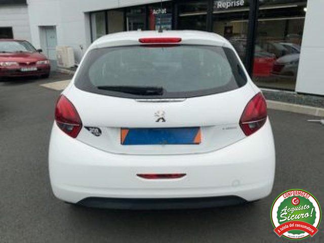PEUGEOT 208 1° serie PureTech 82 5 porte