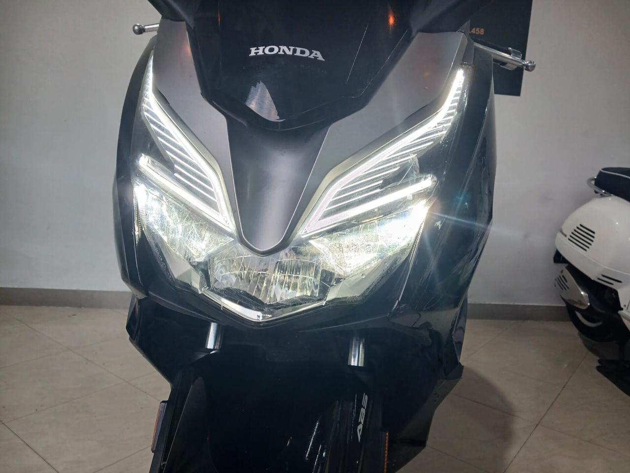 Honda Forza 300 SPORT