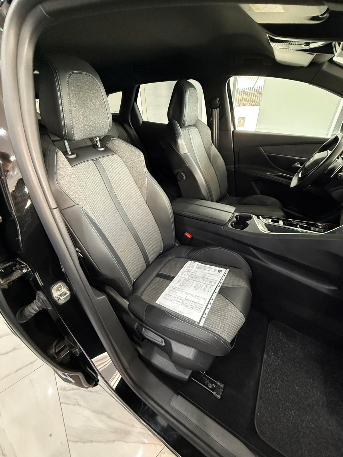 Peugeot 3008 BlueHDi 130 S&S EAT8 Allure Pack