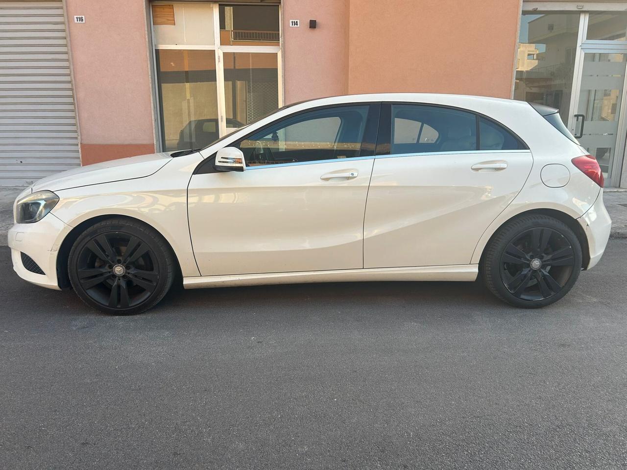 MERCEDES CLASSE A 180 CDI Sport *LED *Tetto Nero