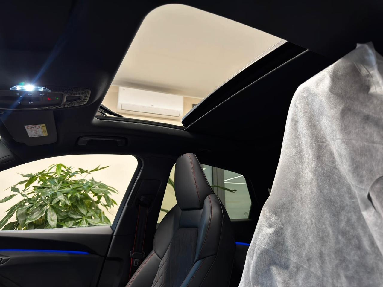 Audi Q5 SPB 40 TDI quattro S tronic line plus/ IDENTITY BLACK