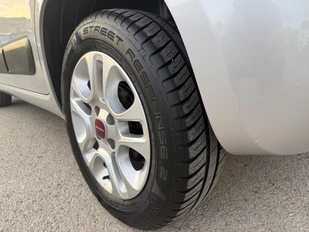 Fiat Panda 1.2 Lounge 69 cv 2016