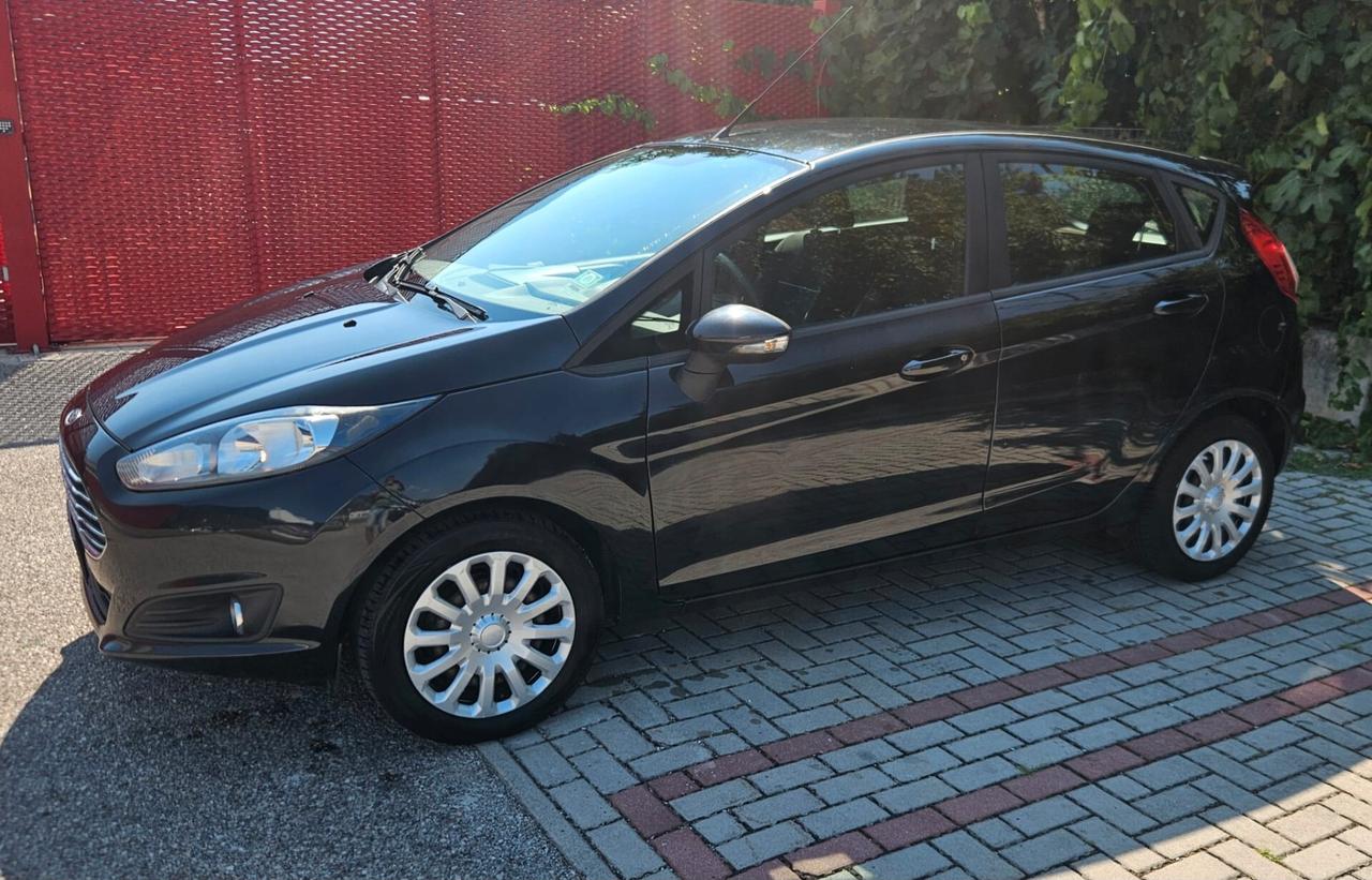 Ford Fiesta 1.4 5 porte Bz.- GPL