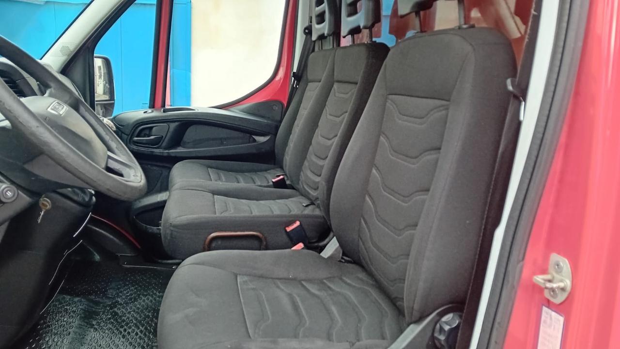 Iveco Daily 35-13-2.3 mjt box alluminio-2015