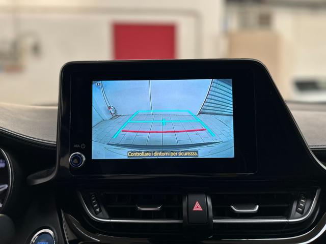 TOYOTA C-HR 2.0 Hybrid E-CVT Morebusiness