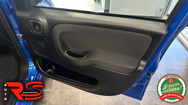FIAT Panda 1.0 FireFly S&S Hybrid Pandina Adatta Neopatentati