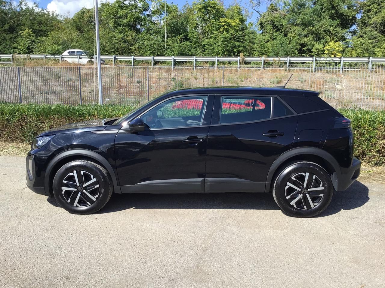 Peugeot 2008 1.2 100Cv Style