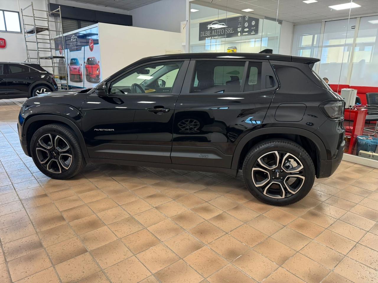 Jeep Avenger 1.2 Turbo 100 CV Summit