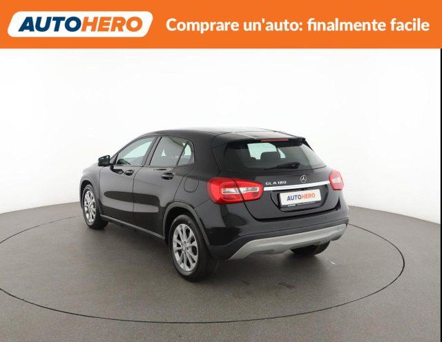 MERCEDES-BENZ GLA 180 Executive