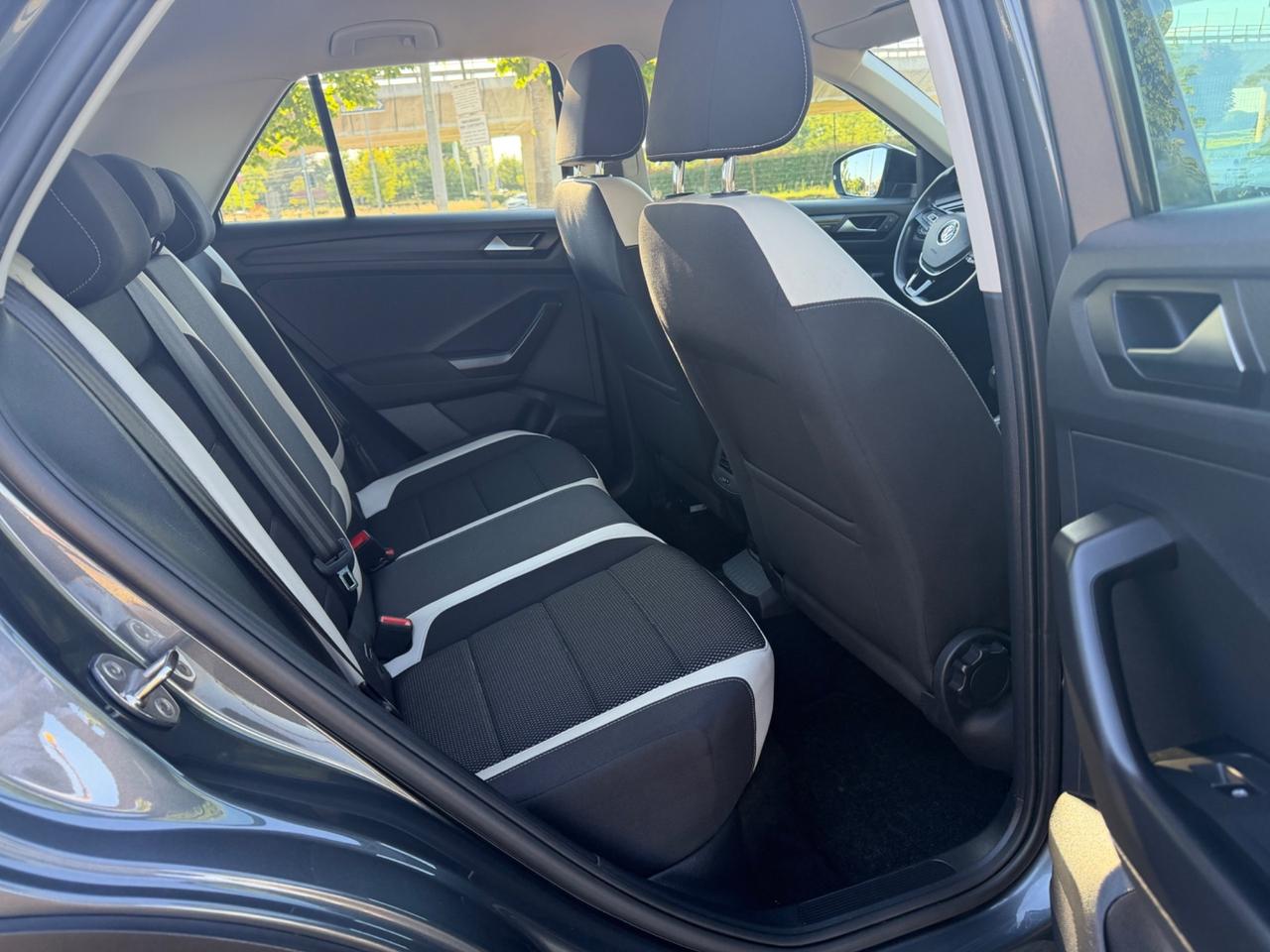 Volkswagen T-Roc 1.6 TDI Advanced BlueMotion Technology