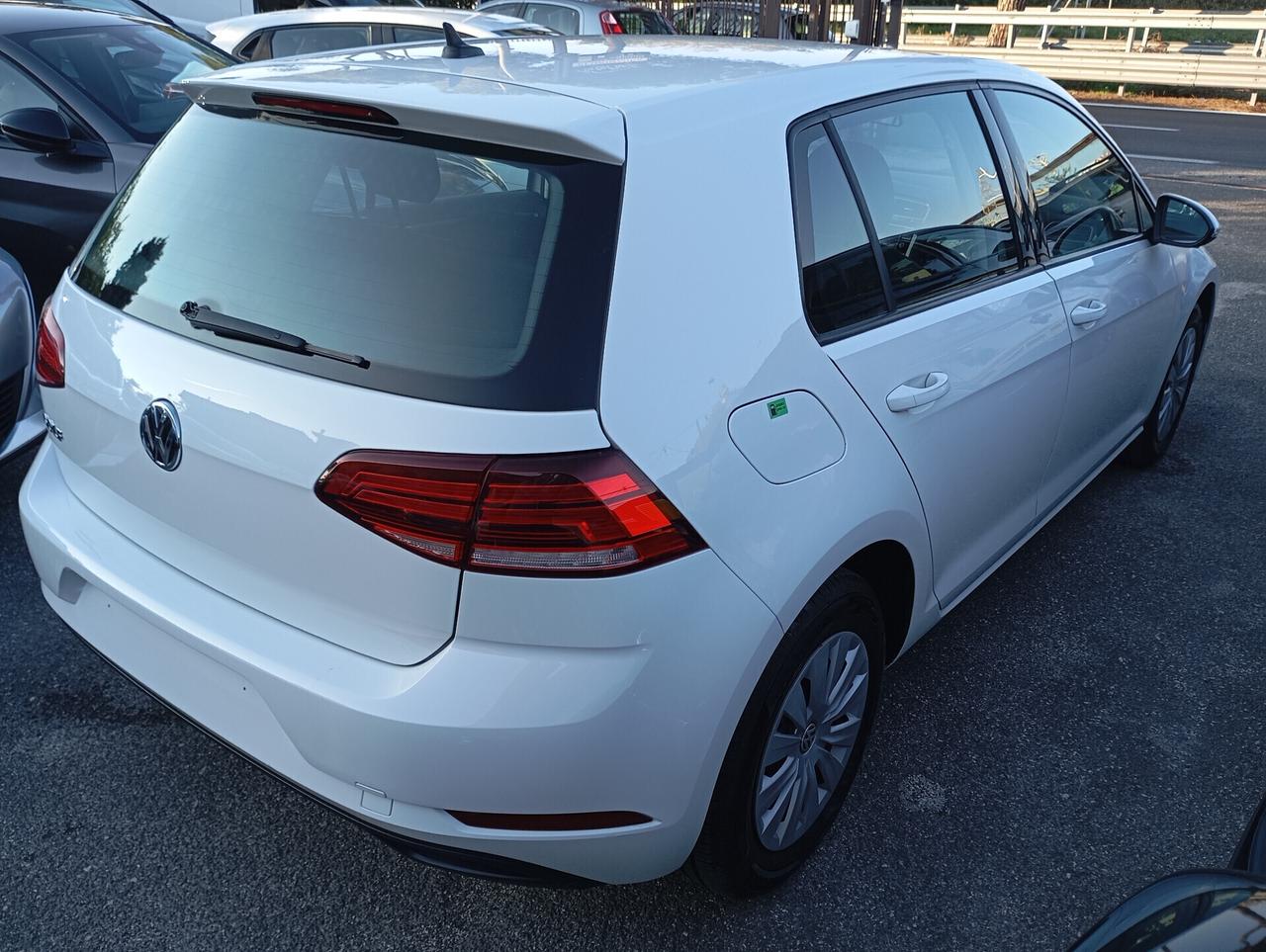 Volkswagen Golf 5P 1.0 TSI 85CV Trendline BMT