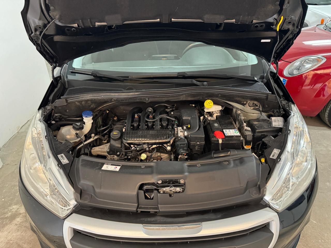 Peugeot 208 1.0 Like Neopatentati – Km Certificati – Garanzia 12 Mesi