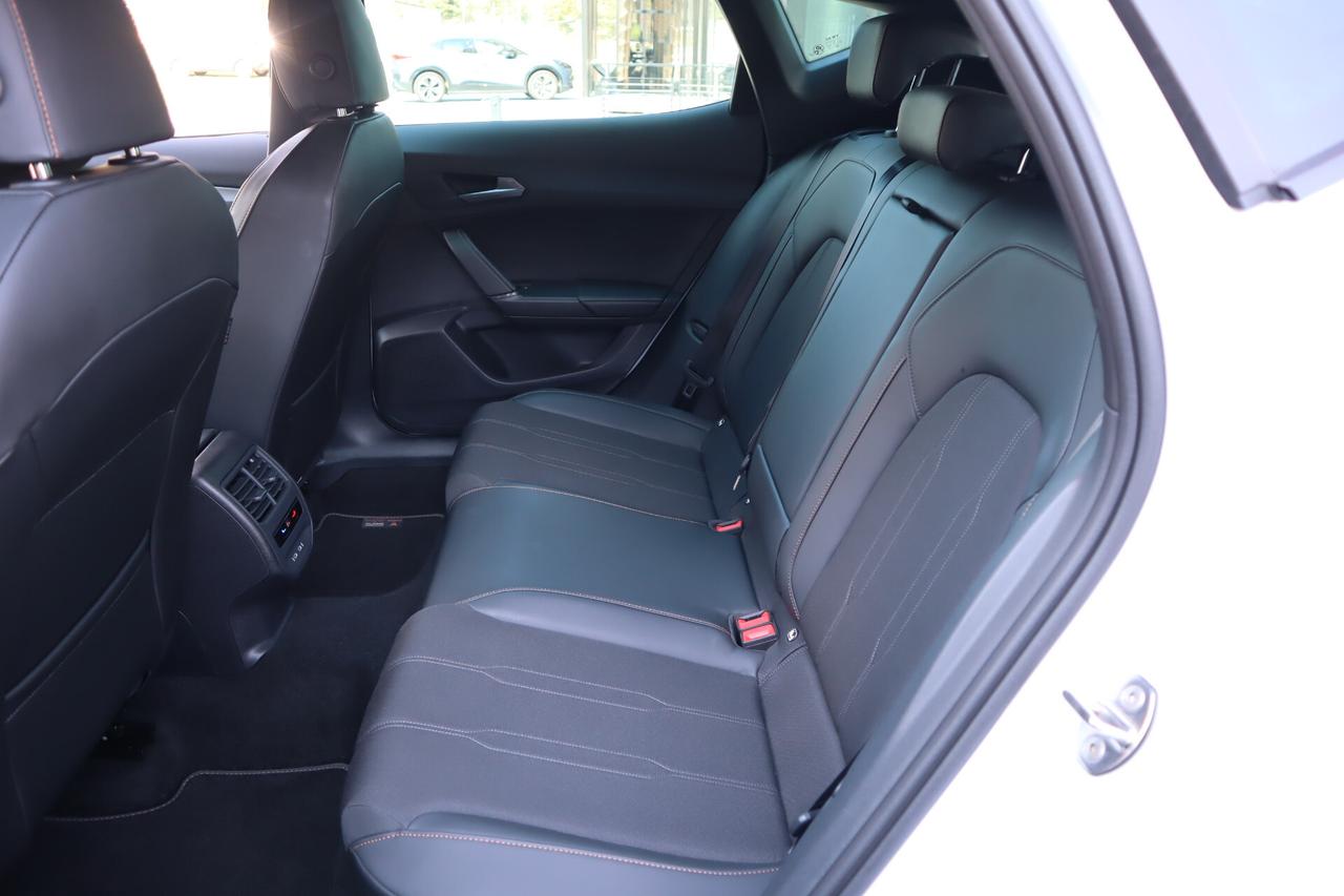 Cupra Formentor PLUG-IN HYBRID 204CV KEYLESS ACC 19" SOLO 15.400KM!