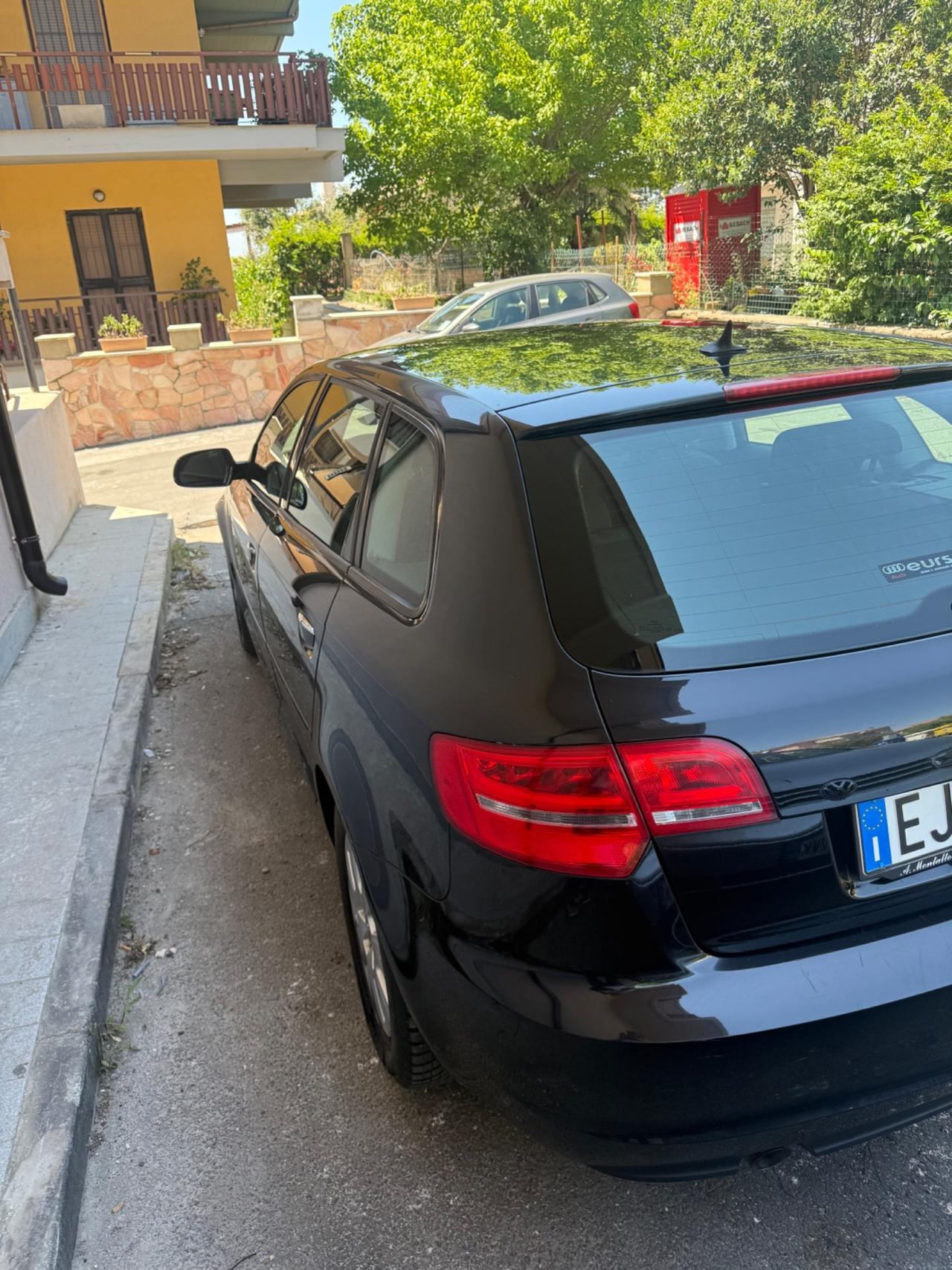 Audi A3 1.6 TDI 105 CV CR Ambiente