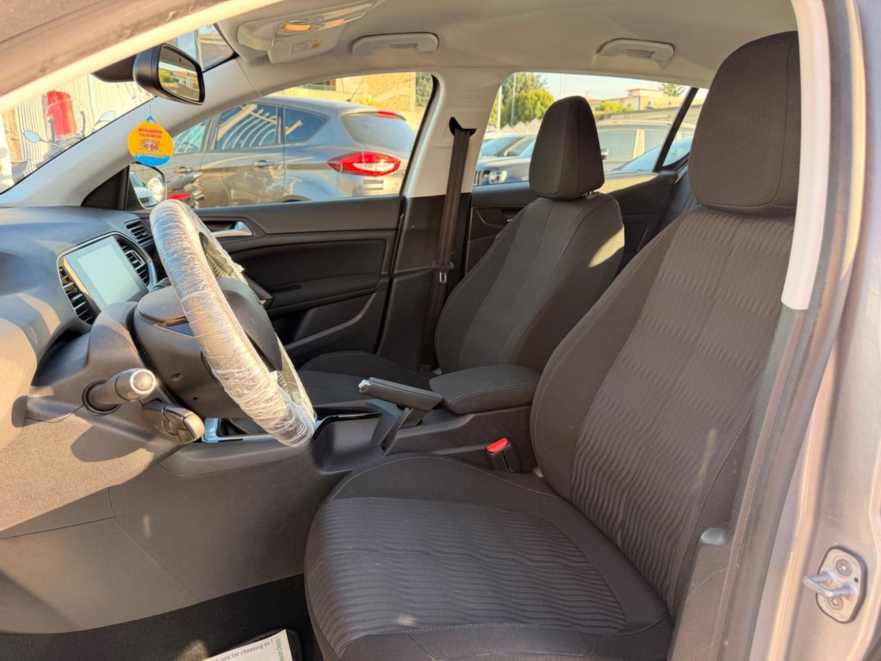 Peugeot 308 1.6 BlueHDi 120cv EAT6 Allure NAVI